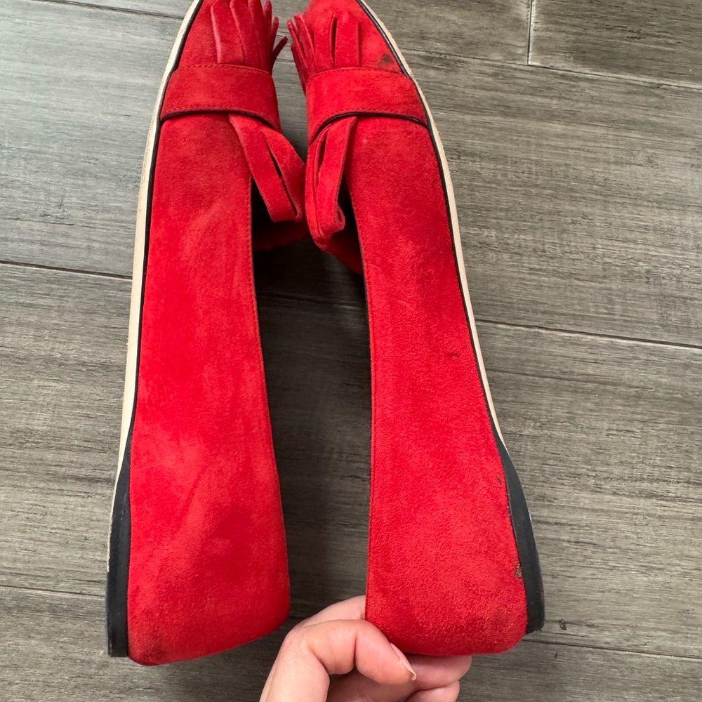 Gucci Red Suede Fringe Marmont Flats with Gold GG - Picture 10 of 11